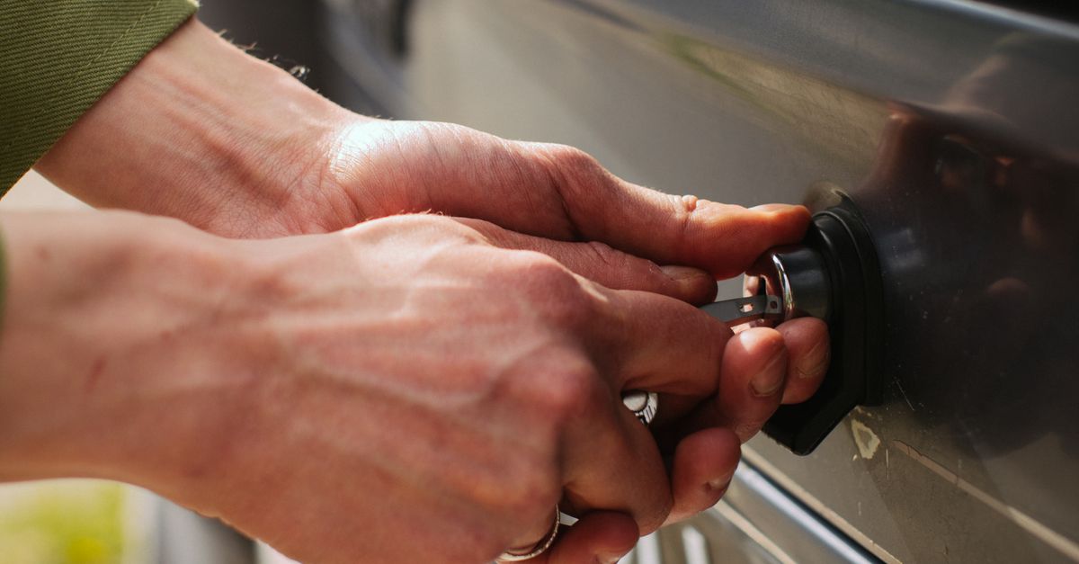 key maker professional — Tremont Ave Locksmith Inc
